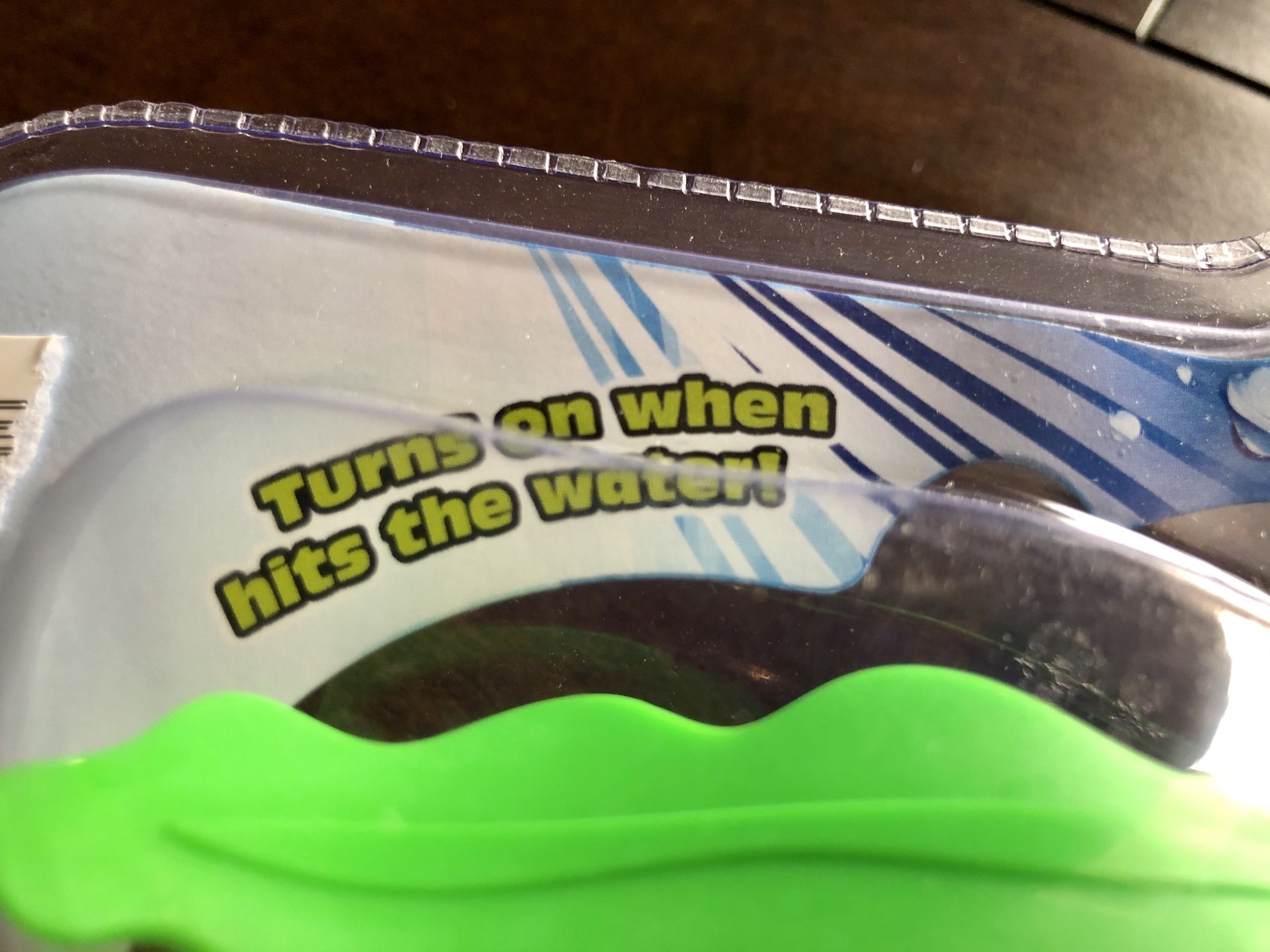 Light Up Sea Animal 6”—Lights up when hits water