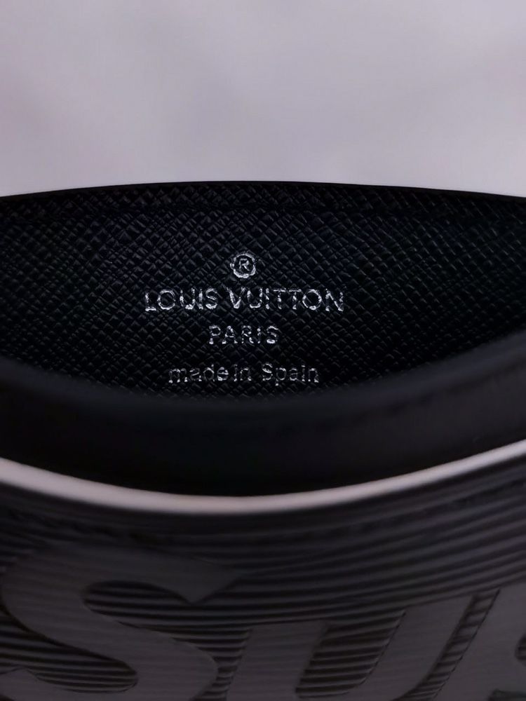 LV Louis Vuitton x Supreme Porte Carte Simple Epi Black Card Wallet