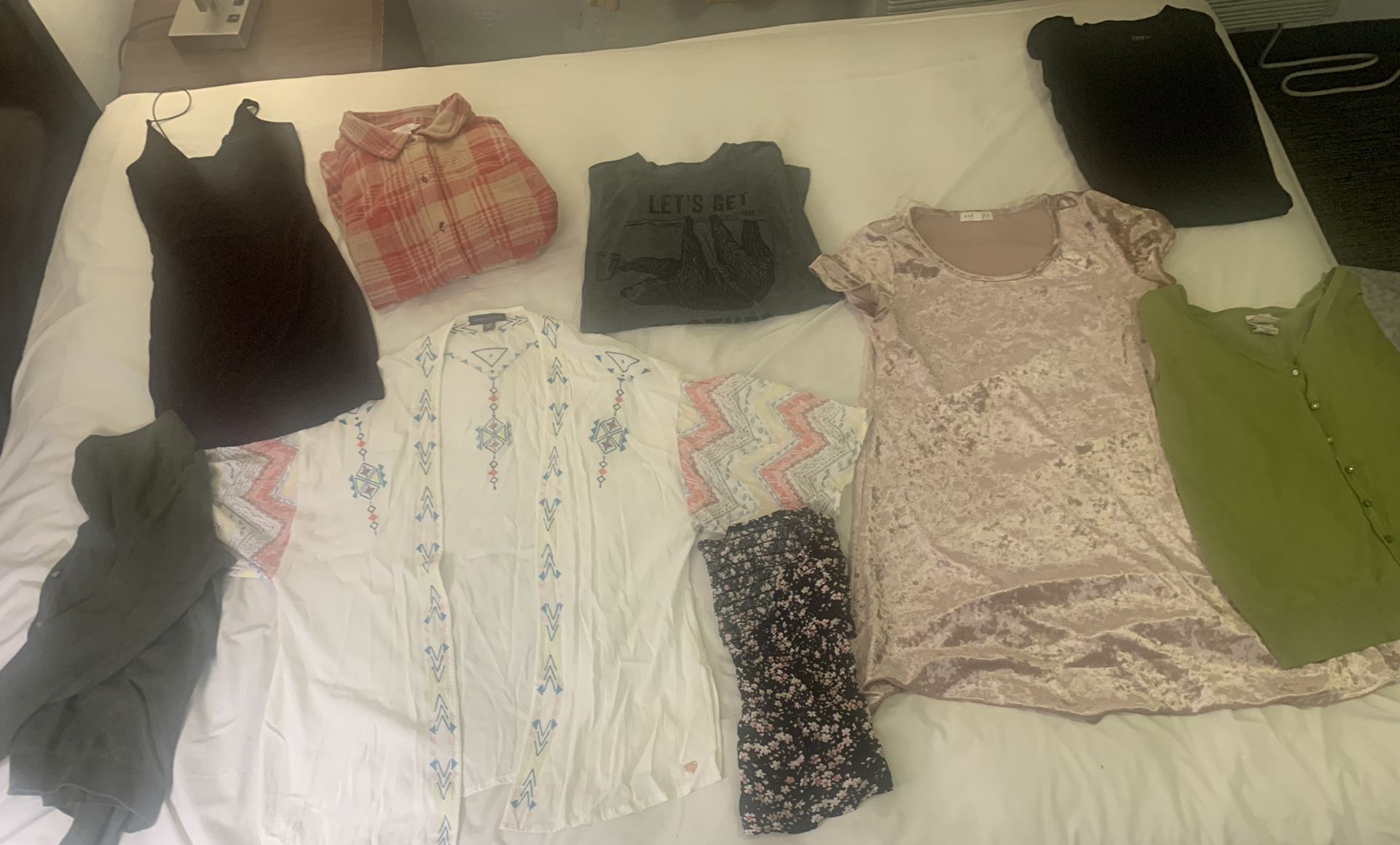 Women’s Clothing Bundle