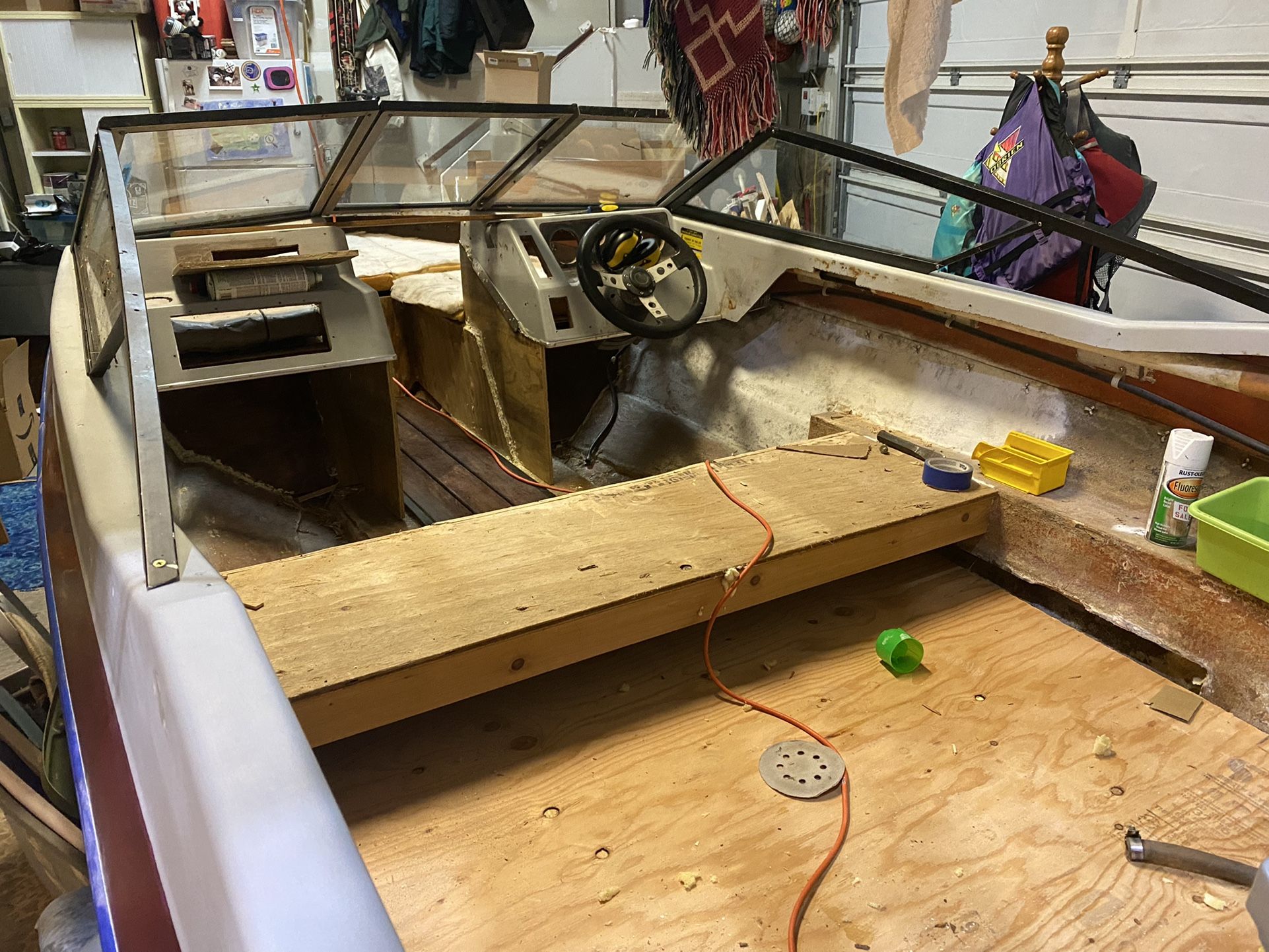 Partially Completed 1989 Maxum 1600 XR Project