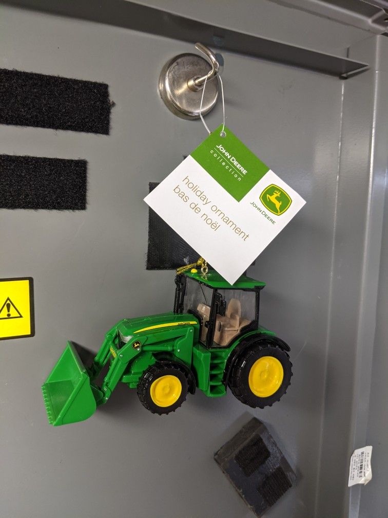 John Deere Tractor Ornamert