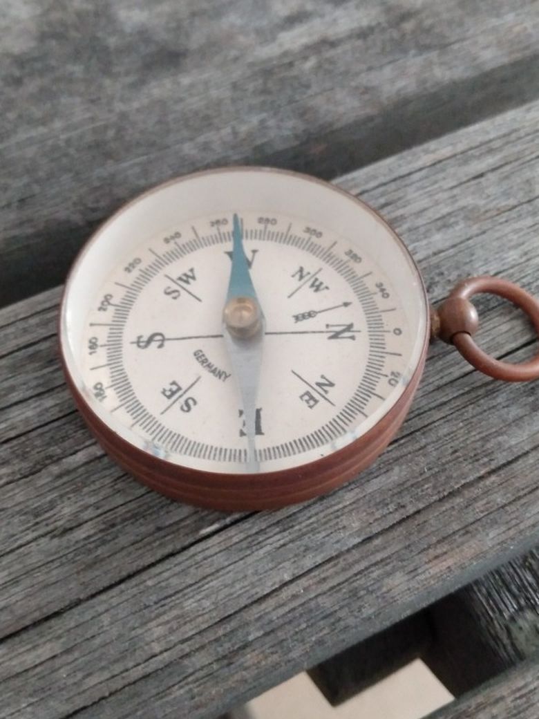 Antique German Compass Pre WW2 Very Beautiful & True Acuracy