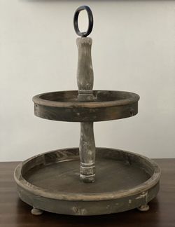 Rustic Cake Stand Thumbnail