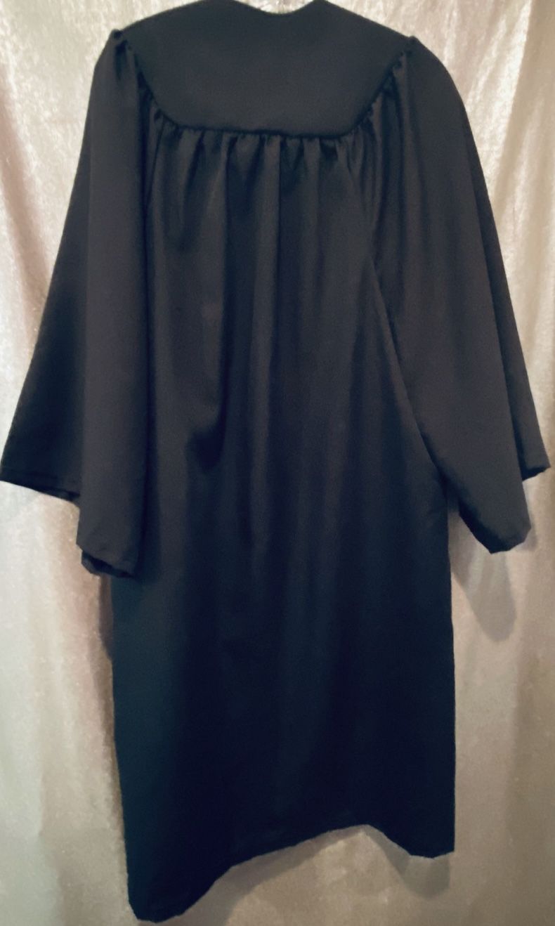 Harry Potter Oak Hall Greenweaver Graduation Gown