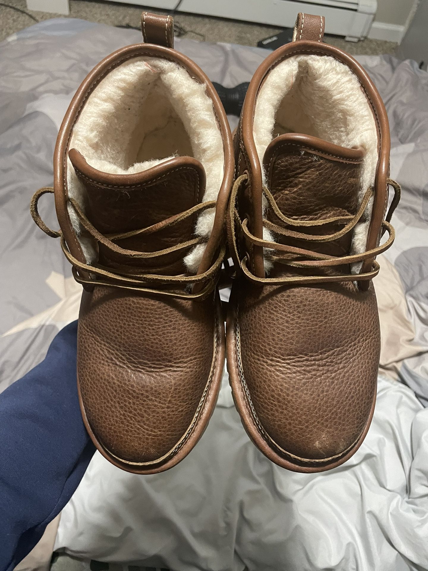 Mens Ugg Boot - Size 8