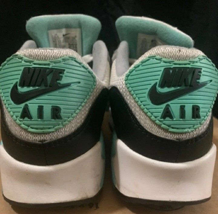 Air Max 90 'Hyper Turquoise ( Mens 10.5 )