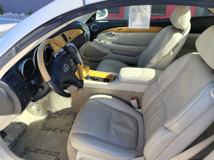 2004 Lexus SC