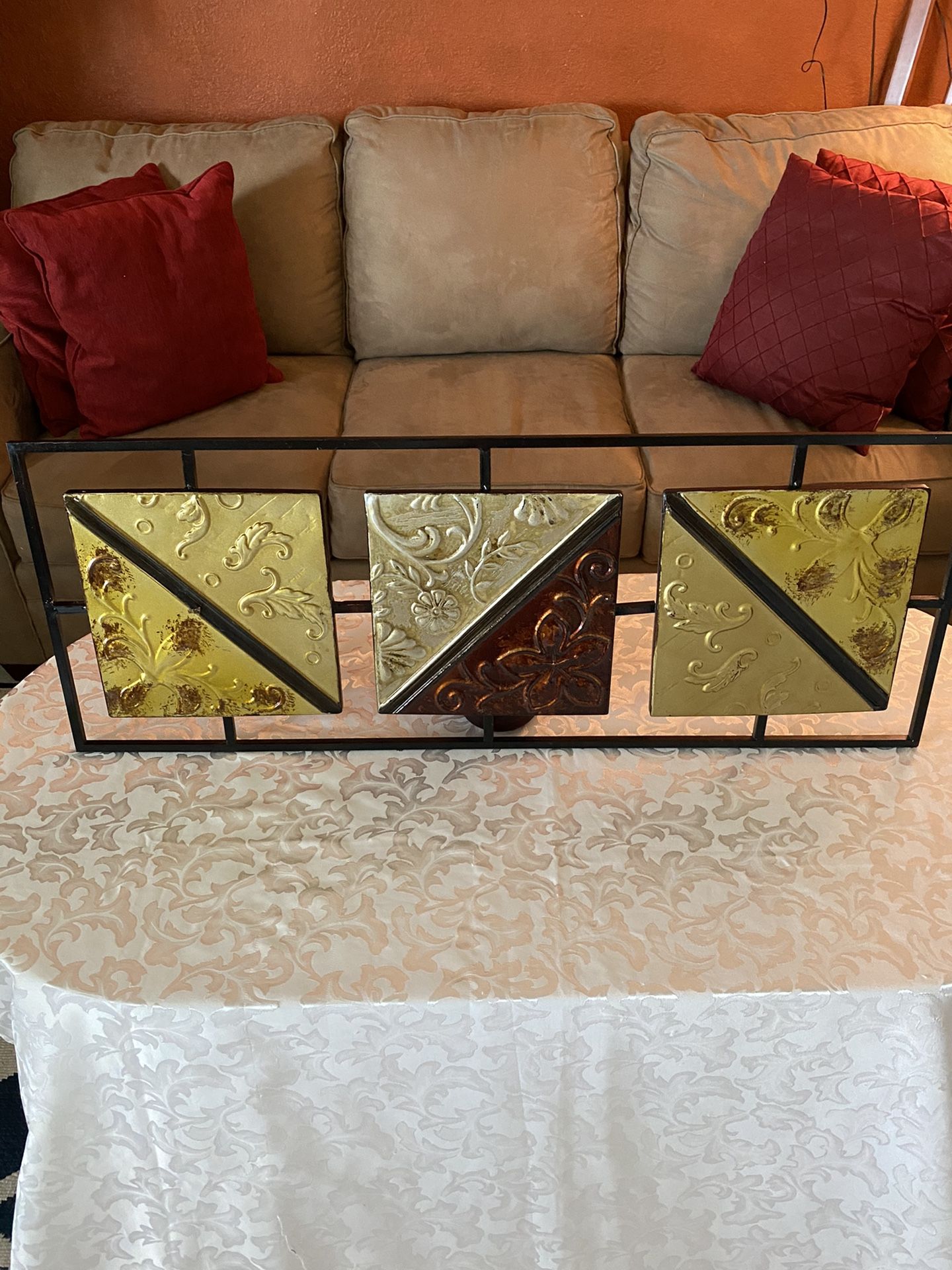 Like New Metal Art Decor Indoor or Outdoor!