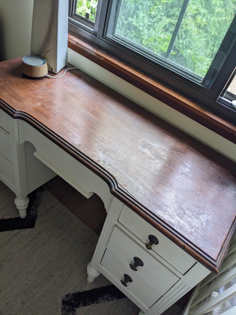 Vintage Solid Wood Vanity/Desk/Changing Table