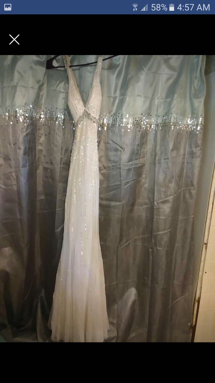 Prom/wedding/formal dress