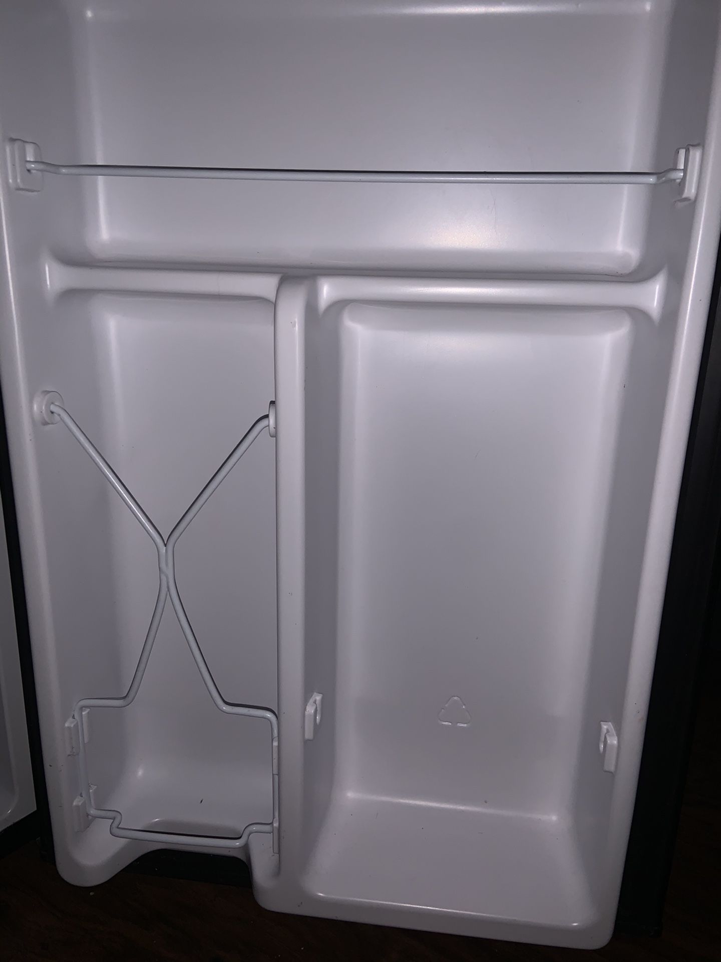 Insignia 3.3 Cu. Ft. Mini Fridge Black