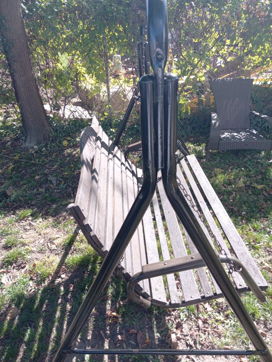 Nice Standin Swing Could Use Some Paint