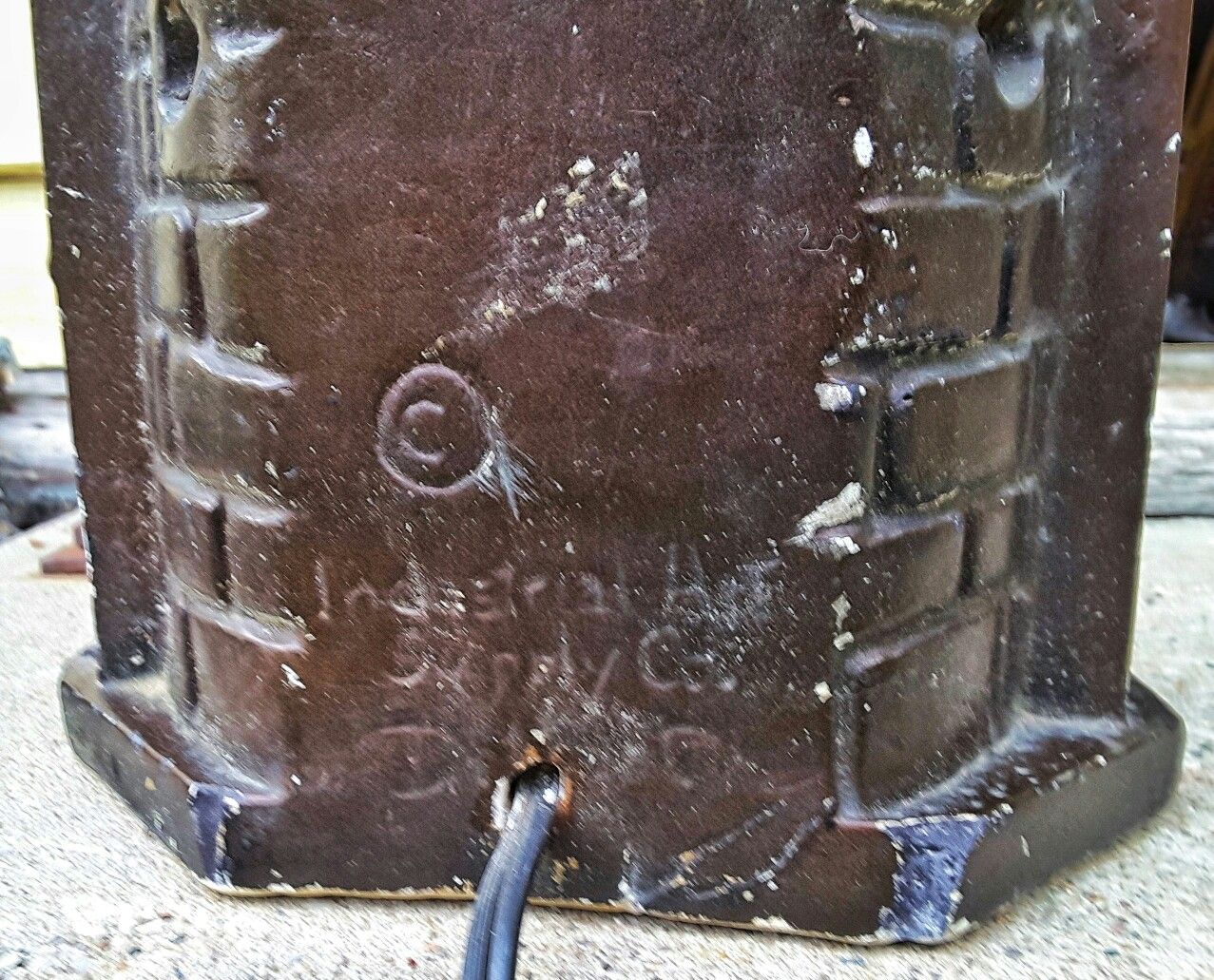 Industrial art supply antique radio lamp chalkware boy & dog at wishing well no shade as is