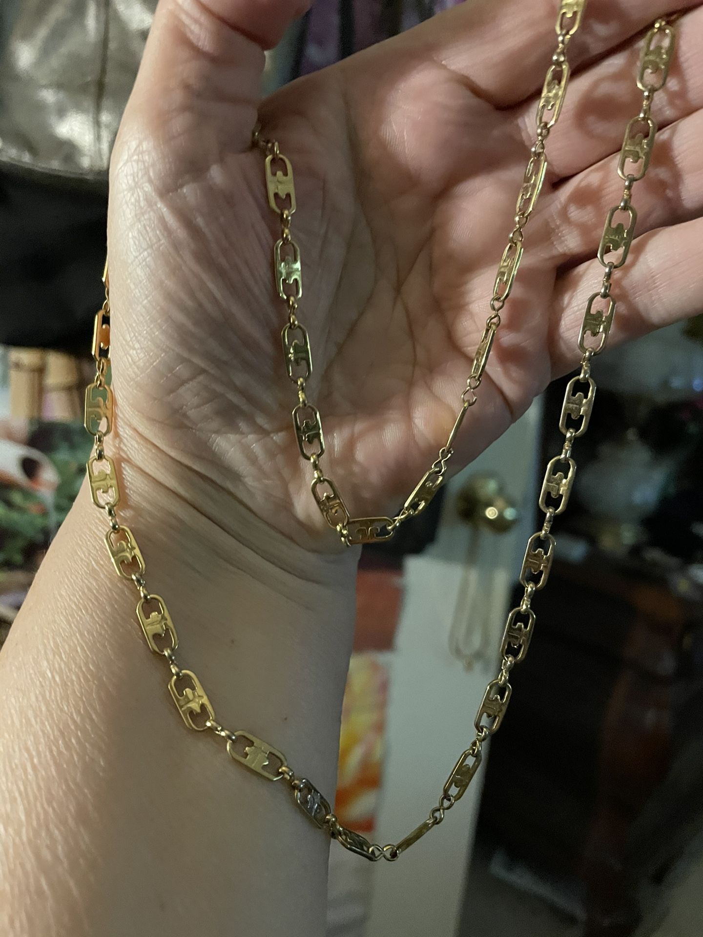 Beautiful 28” 14K GOLD FILLED CHAIN MENS OR WOMENS JEWELER APPRAISED FOR $400 SELLING FOR $150