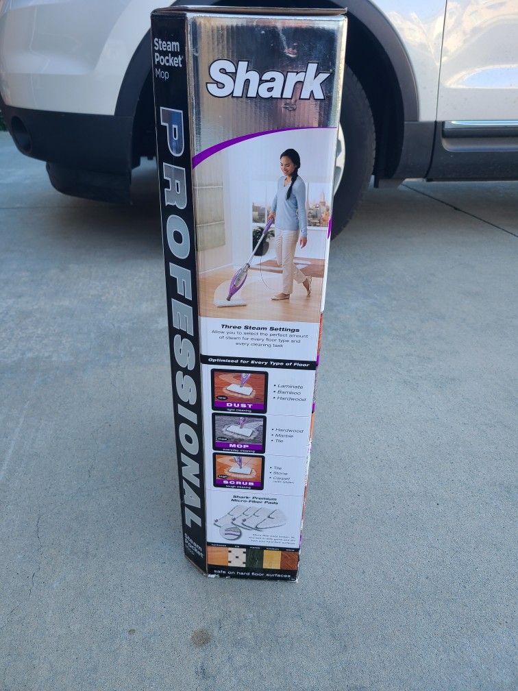 Shark Pro Steam Pocket Mop