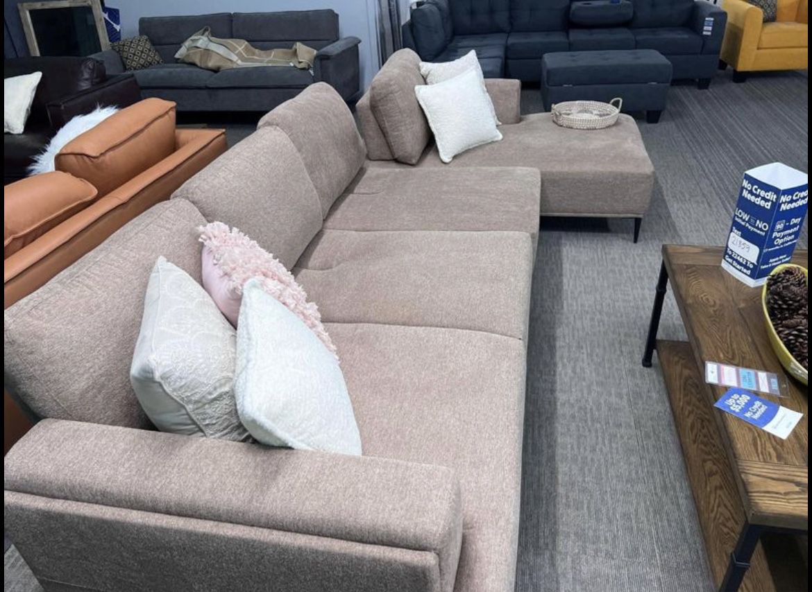 The Cracken - Sectional