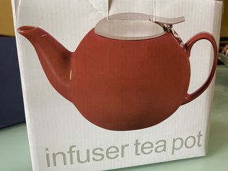 Infuser tea pot Thumbnail