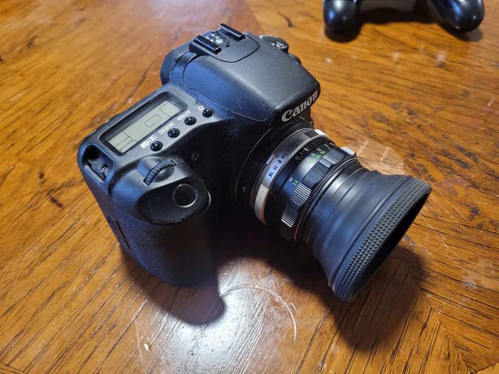 Canon 30D DSLR Camera with Vintage Lens