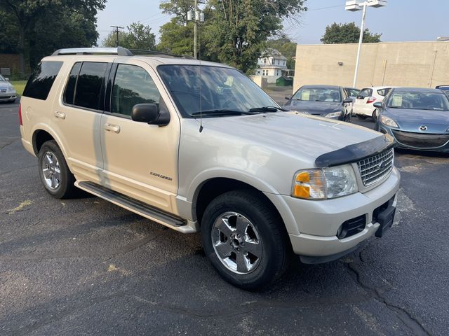 2005 Ford Explorer