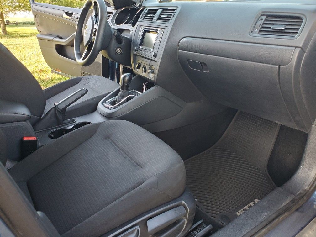 2016 Volkswagen Jetta