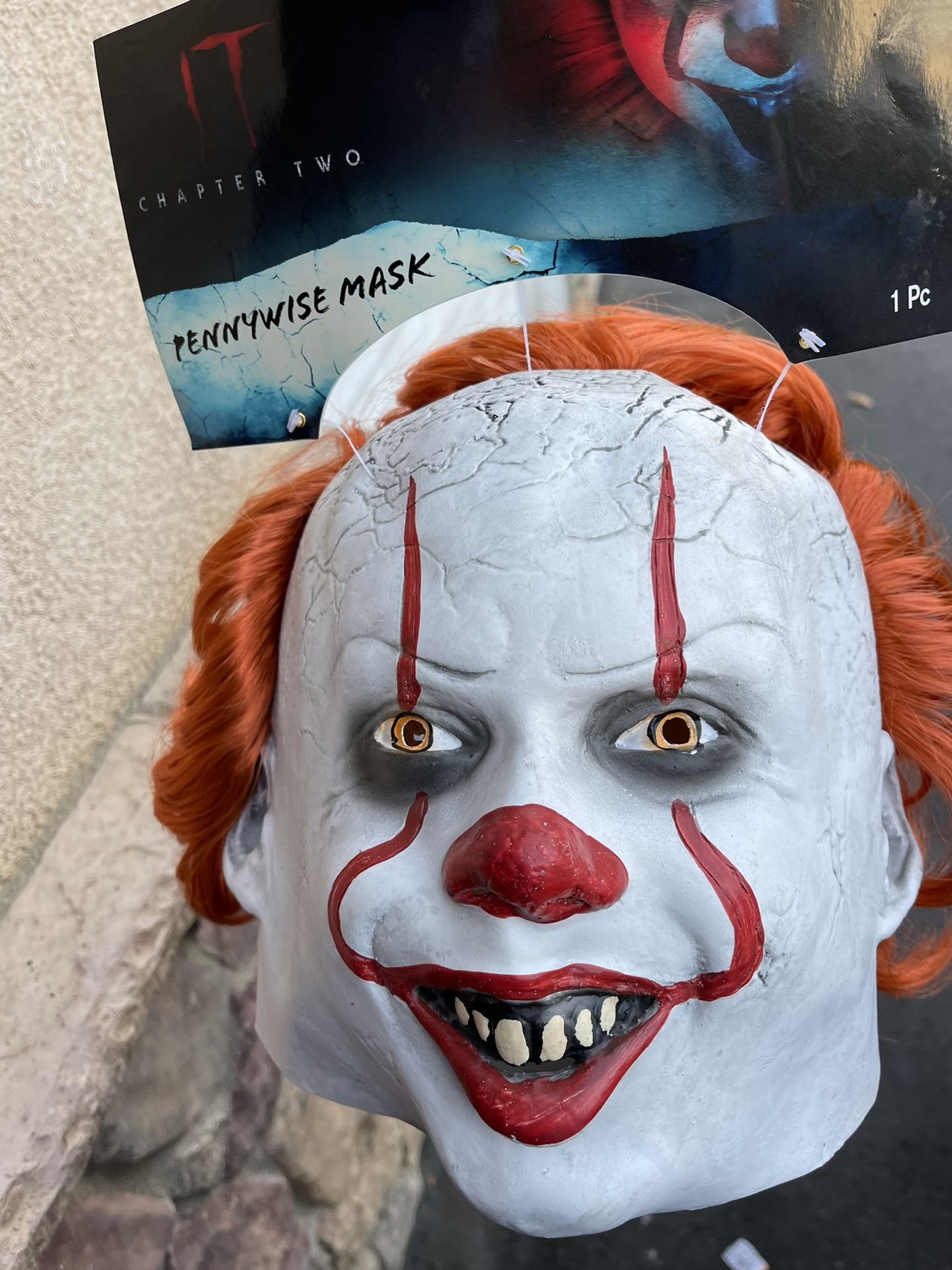 New! IT HALLOWEEN MASK