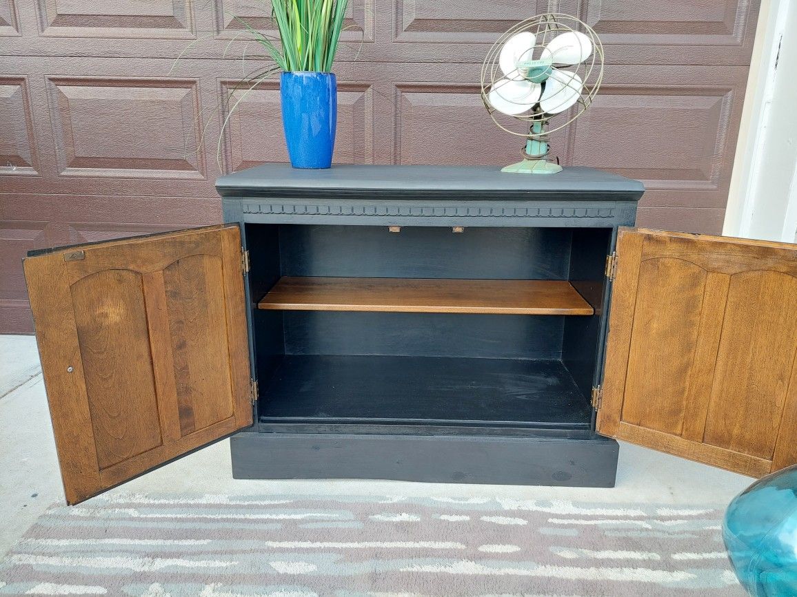 Dinette Table And Chairs