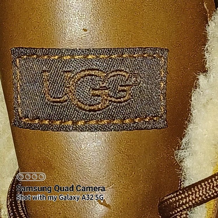 Womens Uggs Boots Size 4