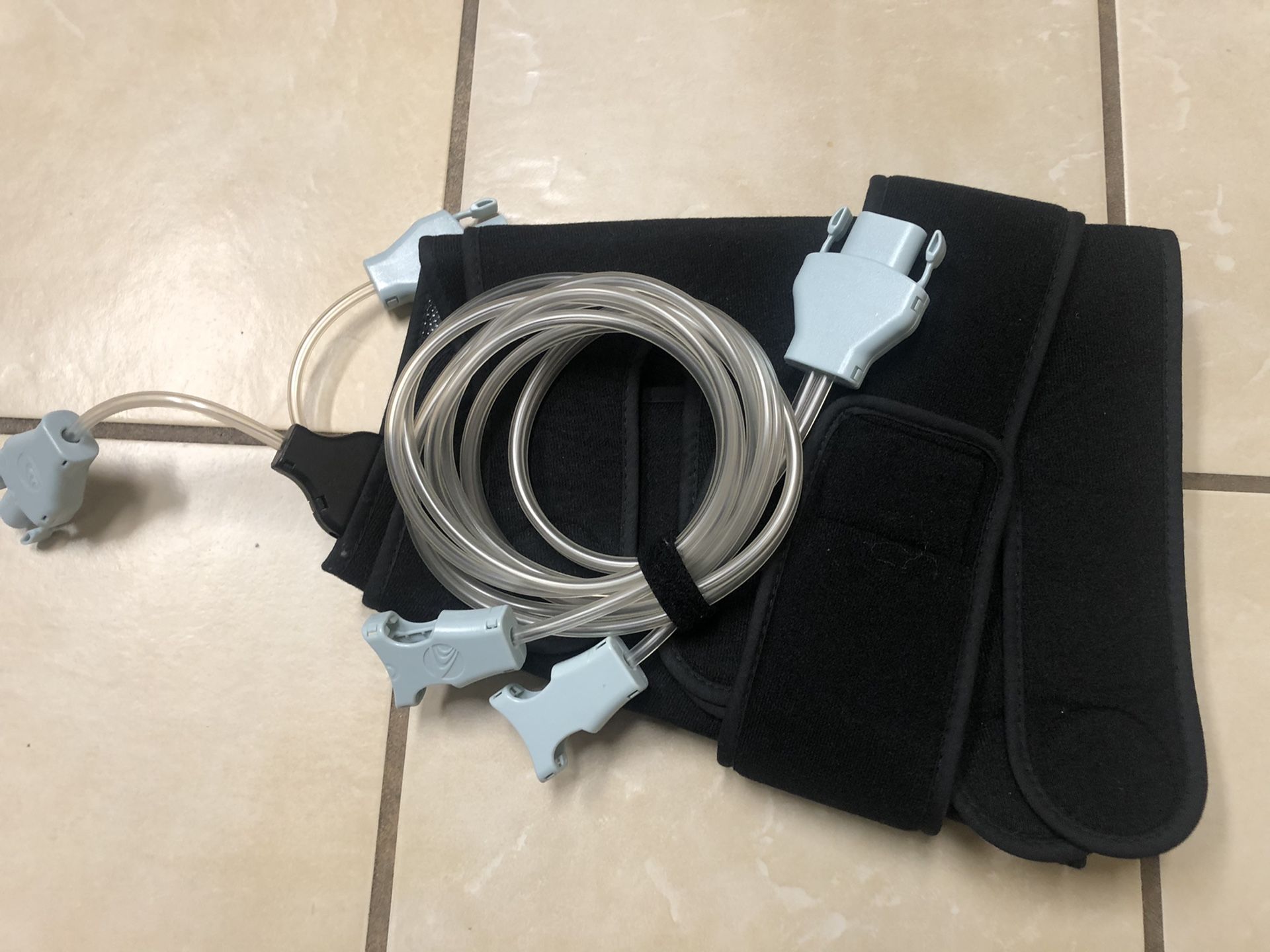 Breg VPULSE Ice Cold Therapy Machine with accessories for Sale in Grand
