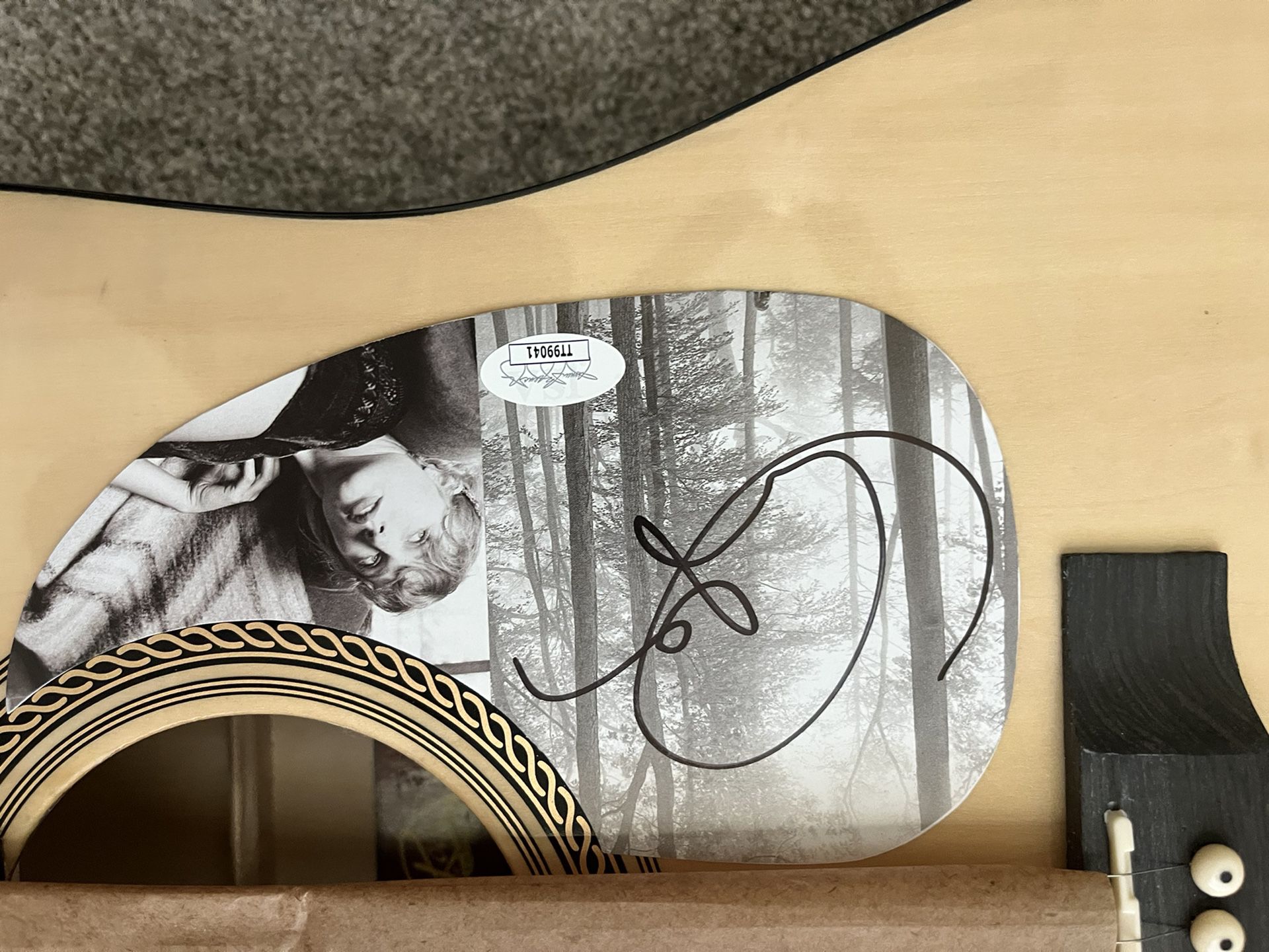 Autographed With COA Taylor Swift guitar