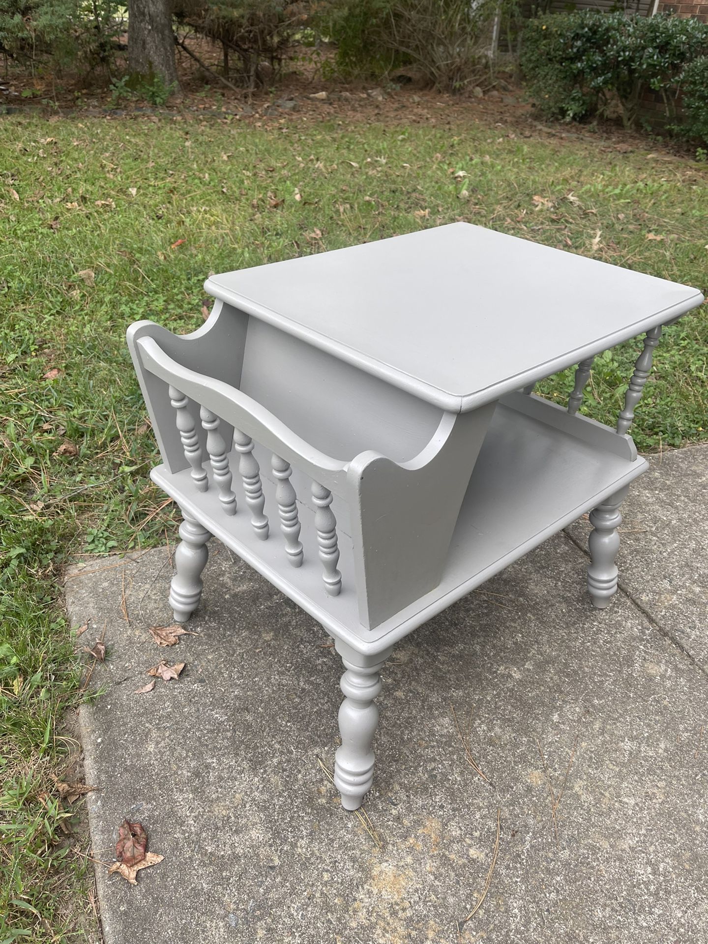 Vintage Magazine Table