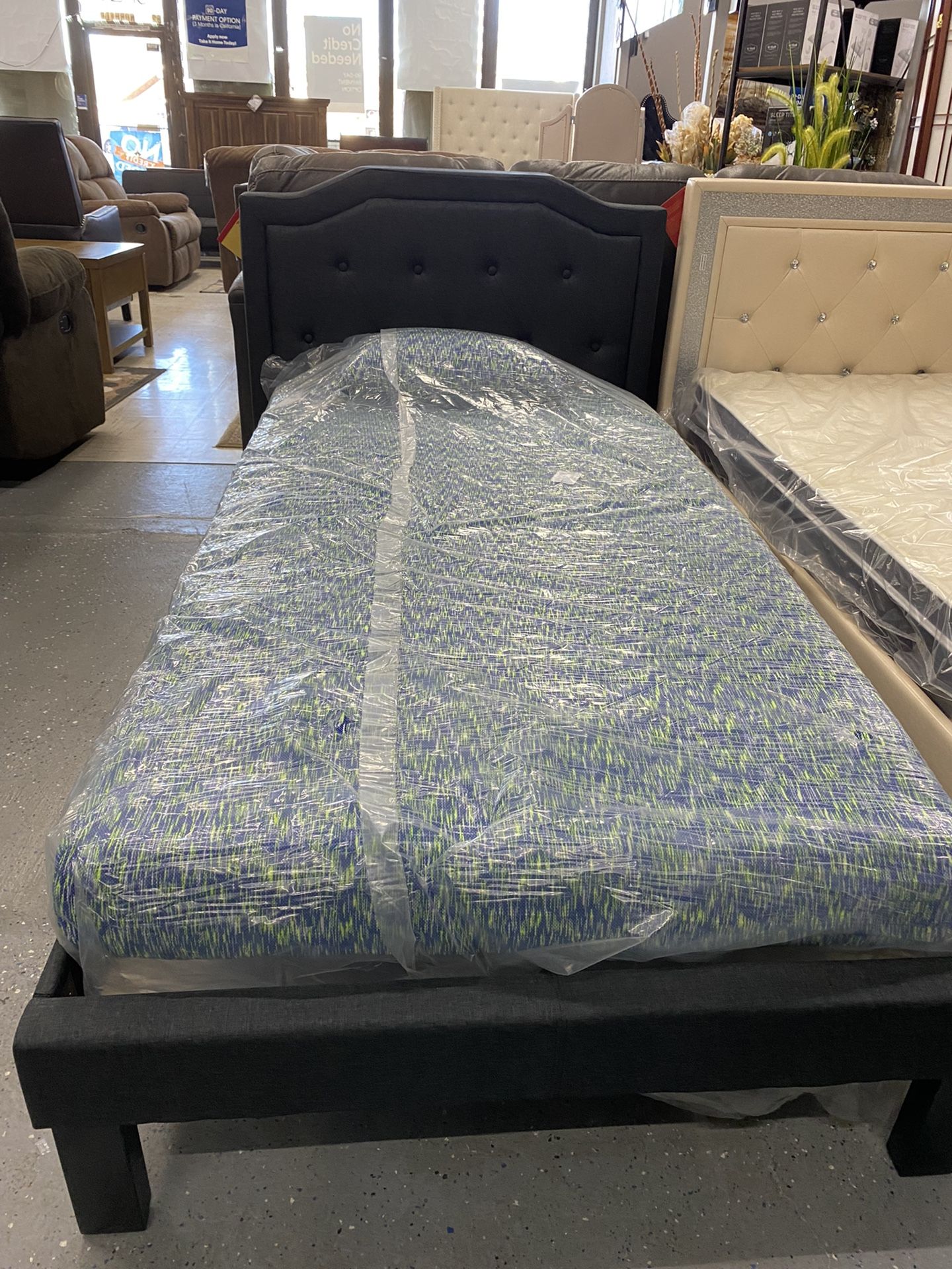 Twin Bed