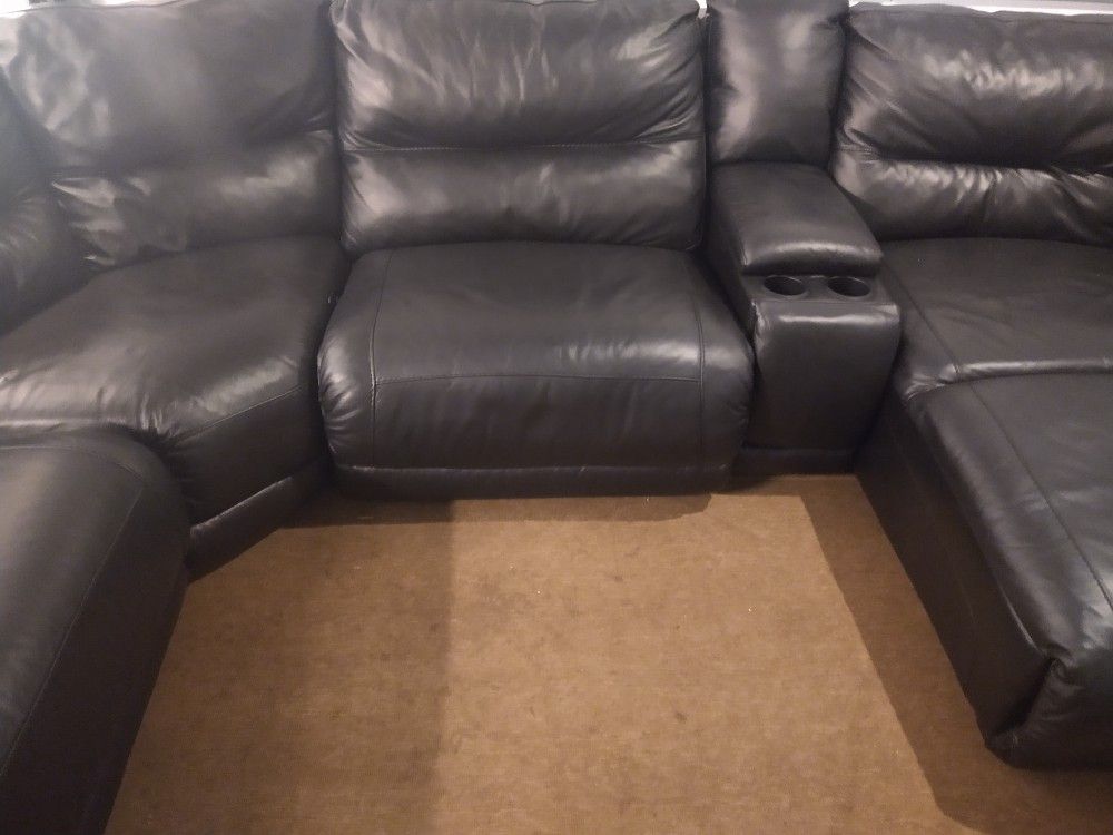 SOFA GENUINE 100% REAL LEATHER RECLINER ELECTRIC.. DELIVERY SERVICE AVAILABLE 🚚
