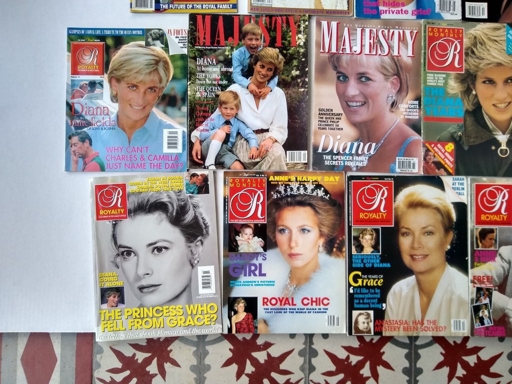 Lot Of 12 Princess Diana Magazines 1988 To 1997