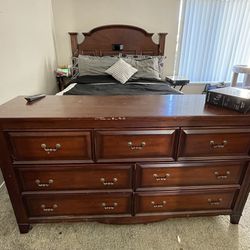 Queen bed frame And dressers Thumbnail