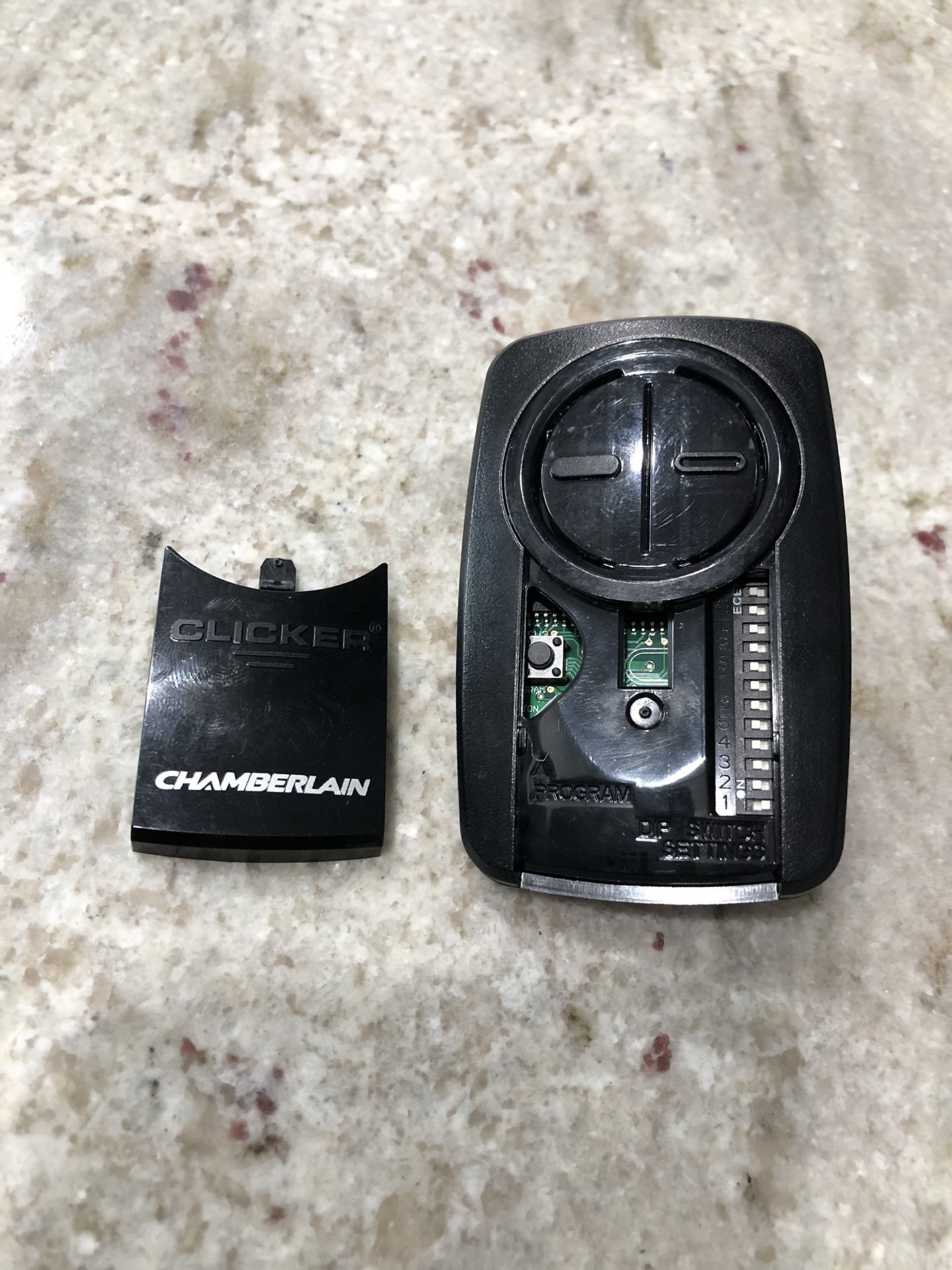 Chamberlain Universal Clicker Black Garage Door Remote Control KLIK3U