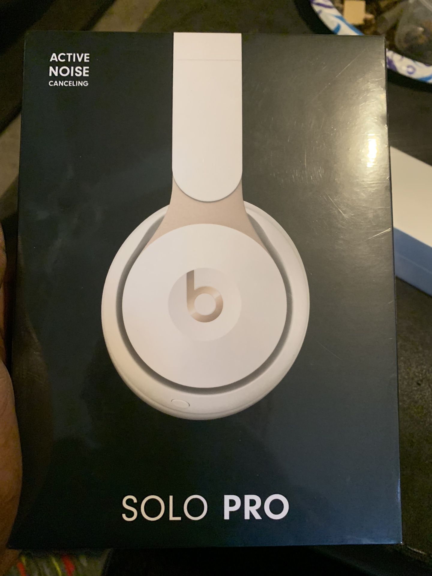 Beats Solo Pro ( Never Opened)