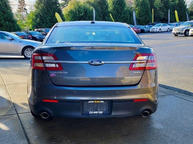 2016 Ford Taurus