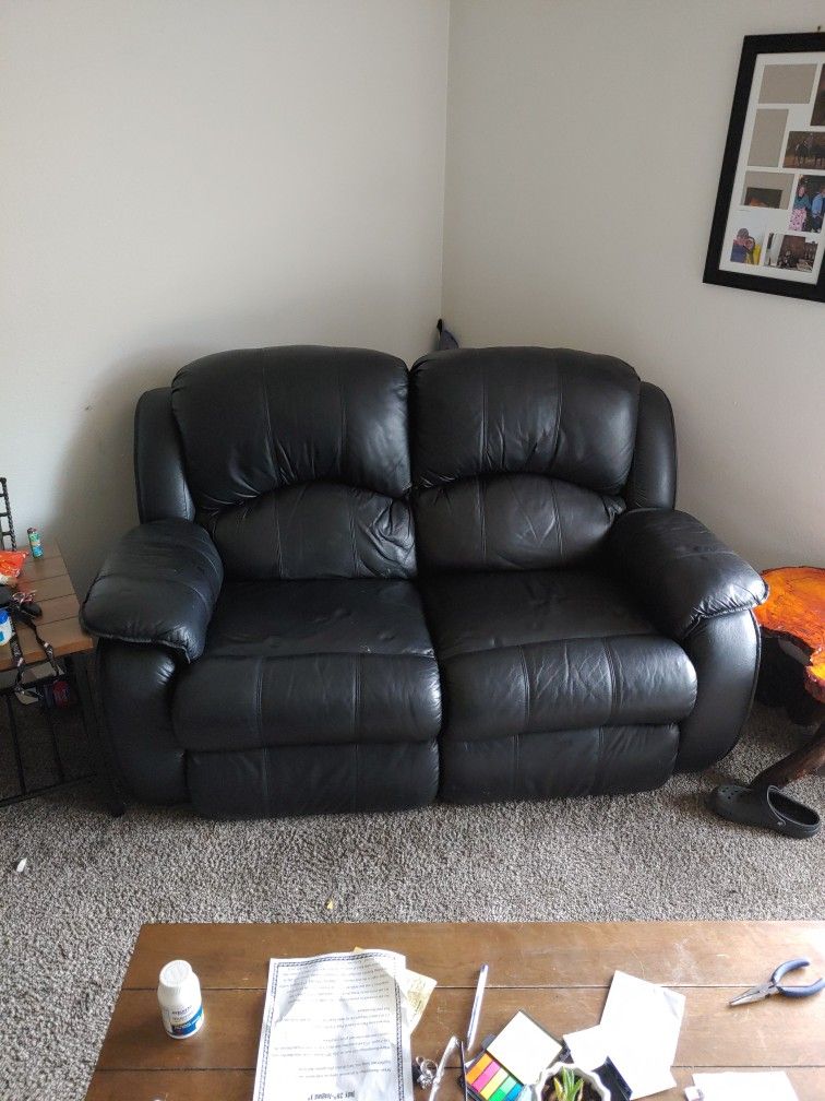Couch And Love Seat Set