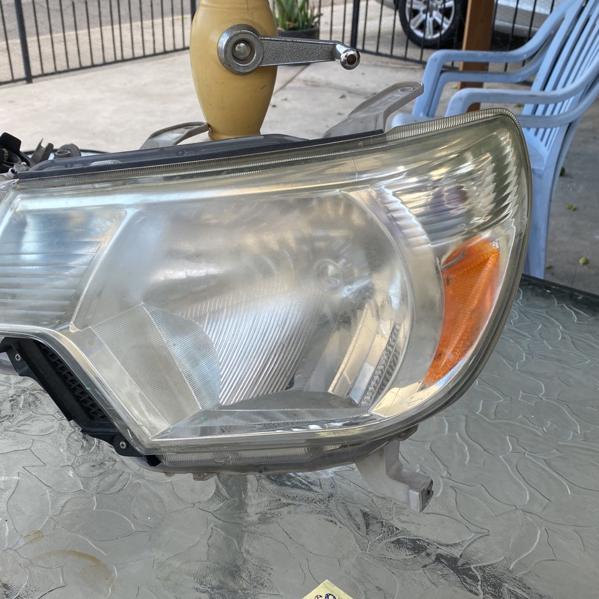 Headlights For Toyota Tacoma 2015–2017
