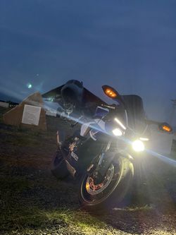 2016 Yamaha R1 Thumbnail