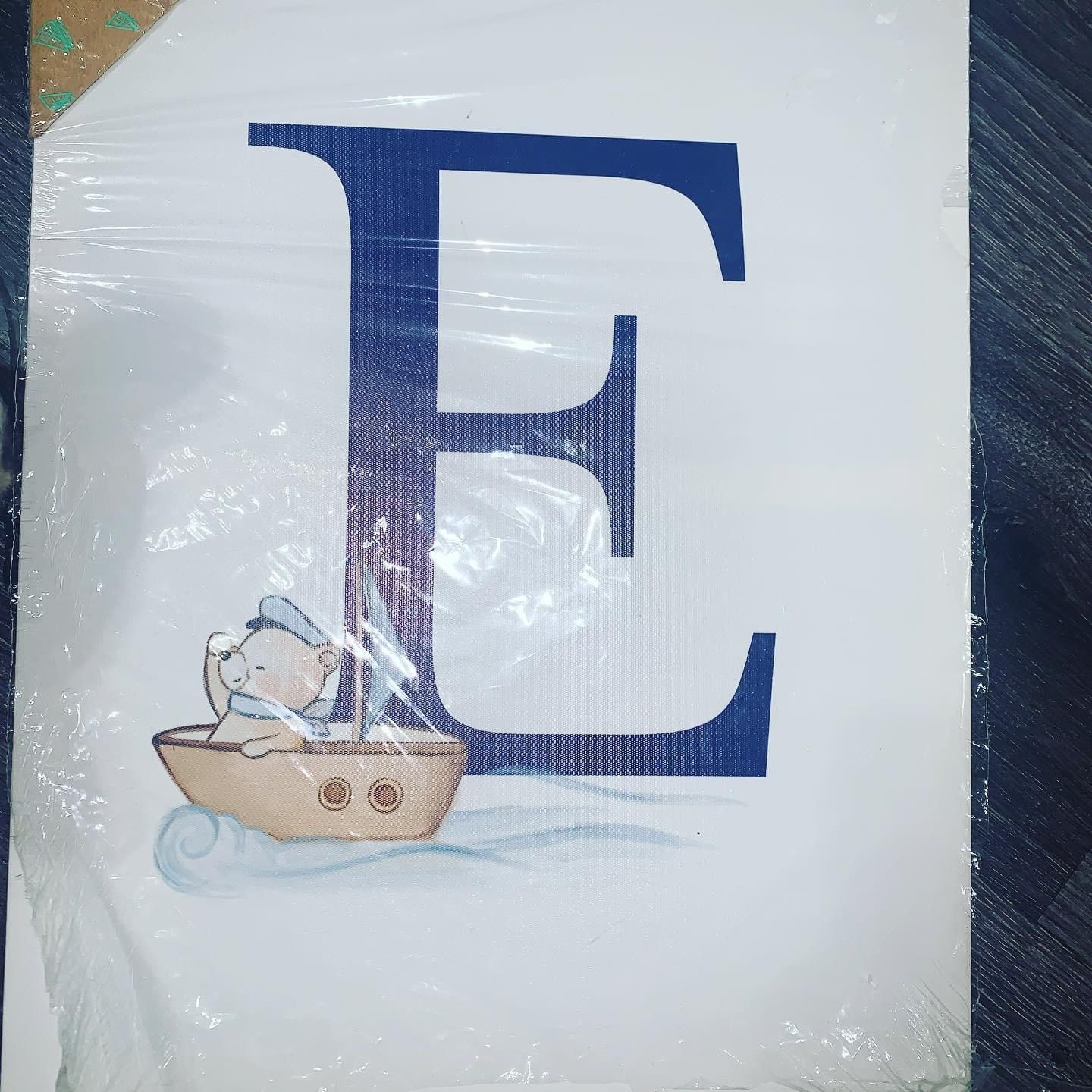 Hello friends my son is currently selling some nice frames that can be used for either baby showers or gender reveals or baby’s name wall decor. Dm me