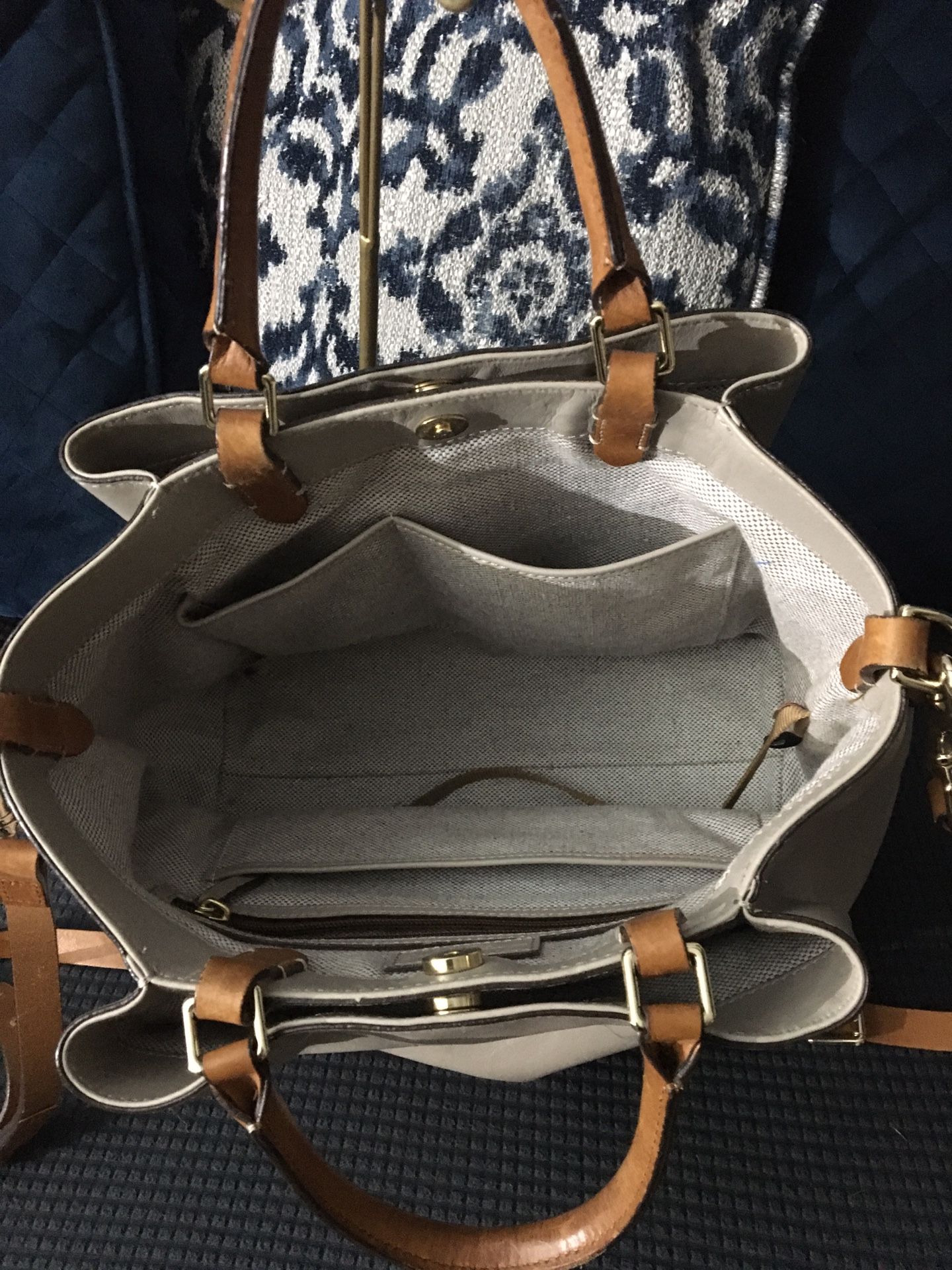 Vintage Dooney & Bourke Leather Purse