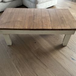 Pottery Barn Coffee Table With Storage 49.5Lx25Dx18.5H Thumbnail