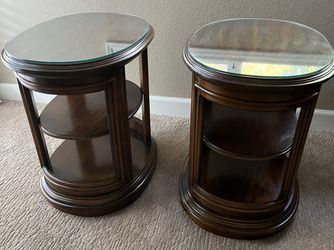 🤩 (only 1 Table Left!) Two Mid-Century Oval Tables and Two Brass Lamps Thumbnail