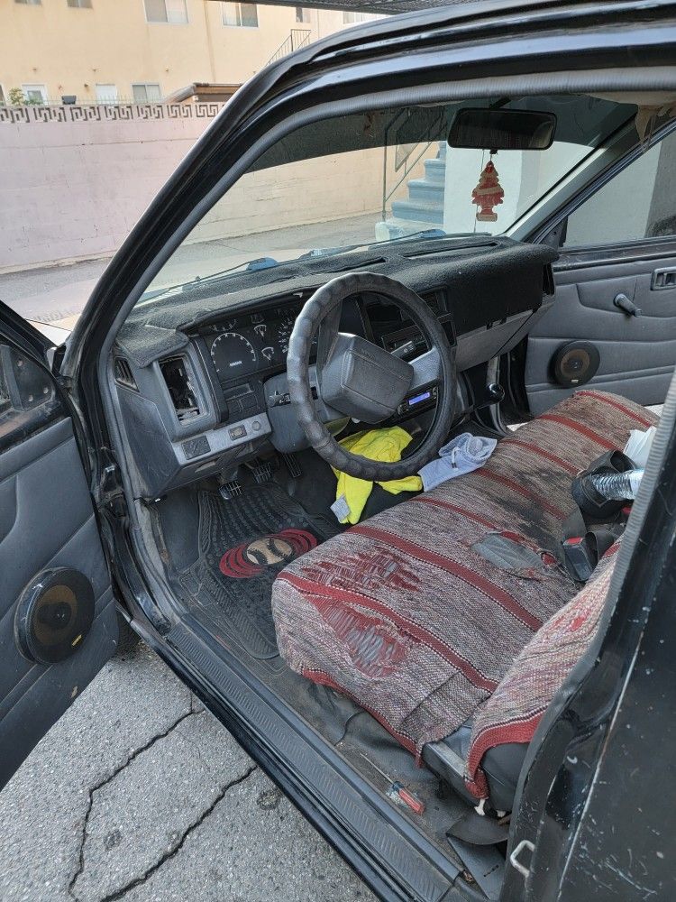 1993 Nissan Truck