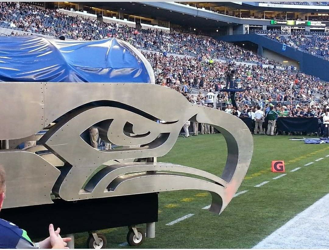 Seattle Seahawks vs DETROIT LIONS 3 & 4 ROWS FROM THE FIELD