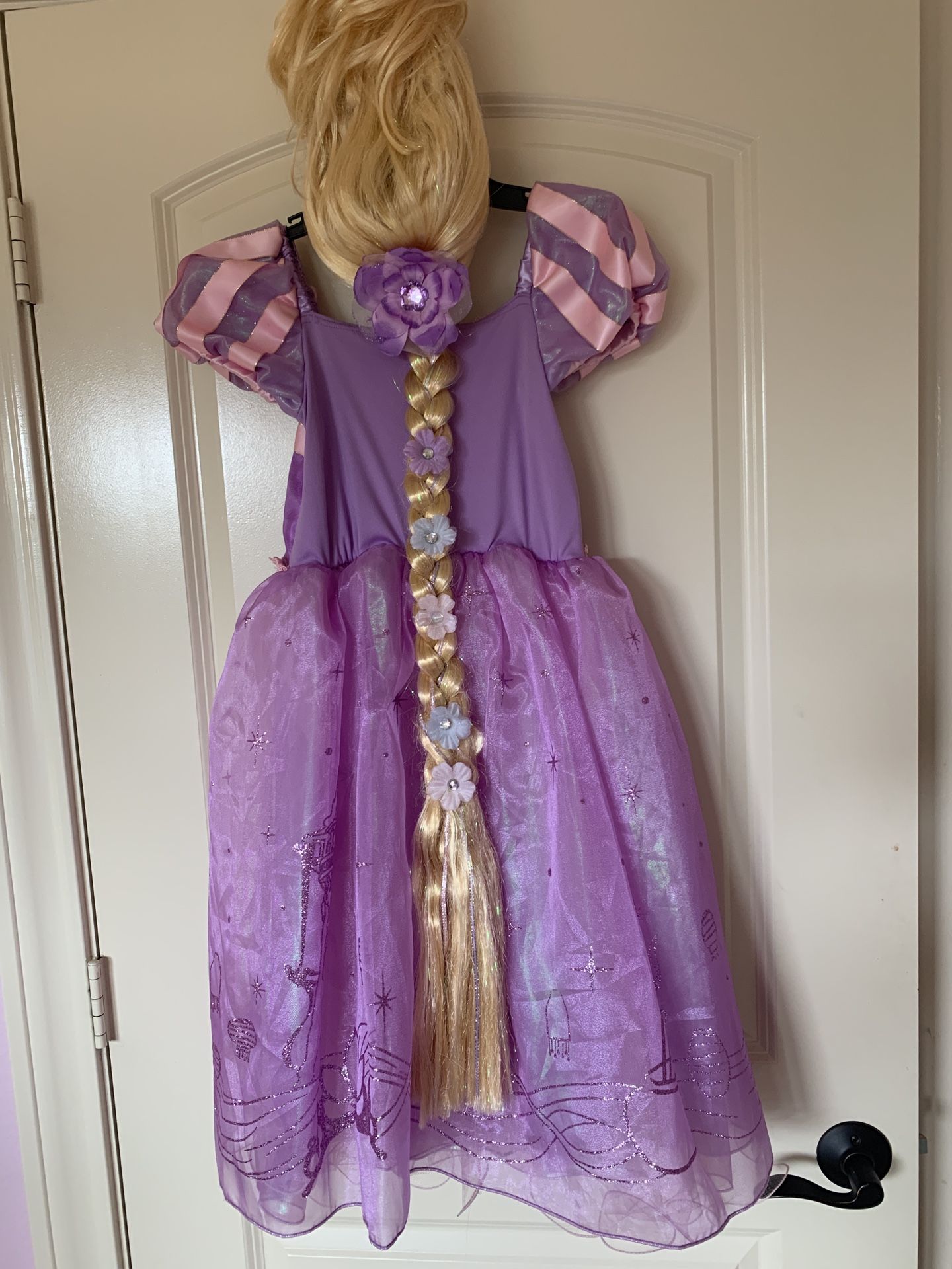 Rapunzel costume size 7/8