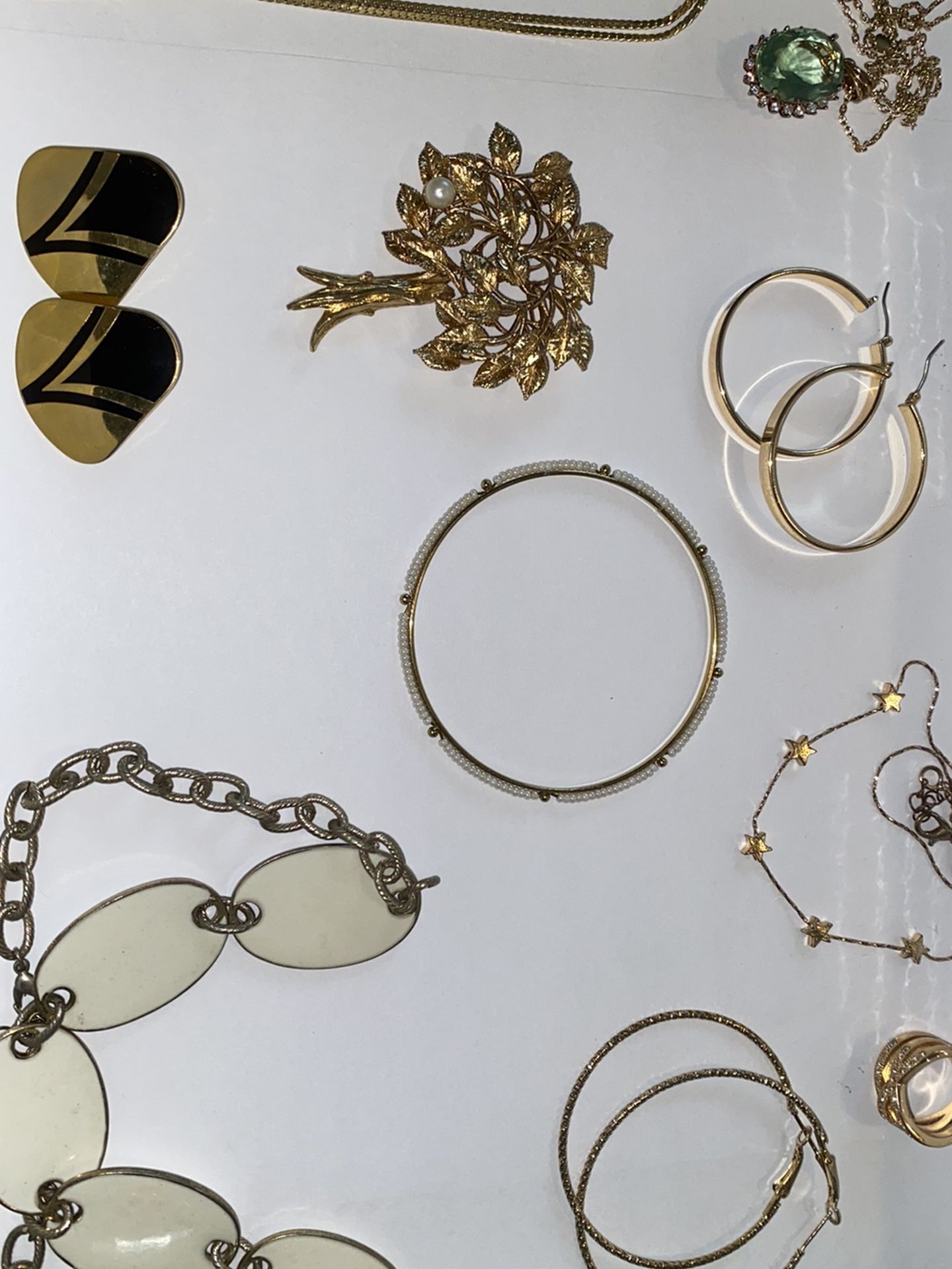 Vintage - Now - Gold Tone - 1+ lb Jewelry Bag - 10 Pieces Mixed
