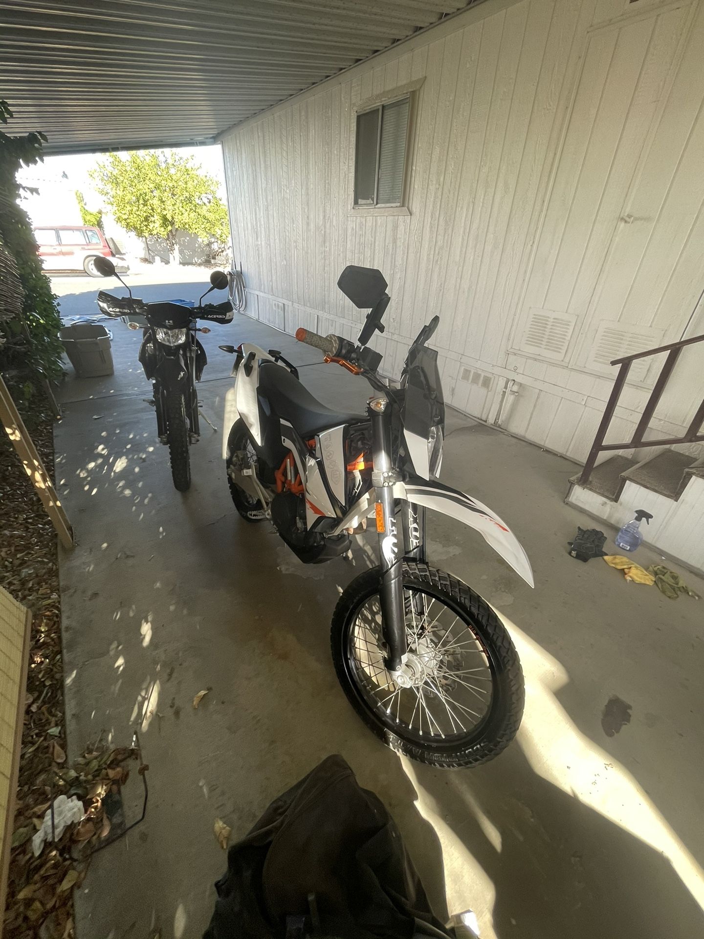 2015 KTM 690 r dual sport
