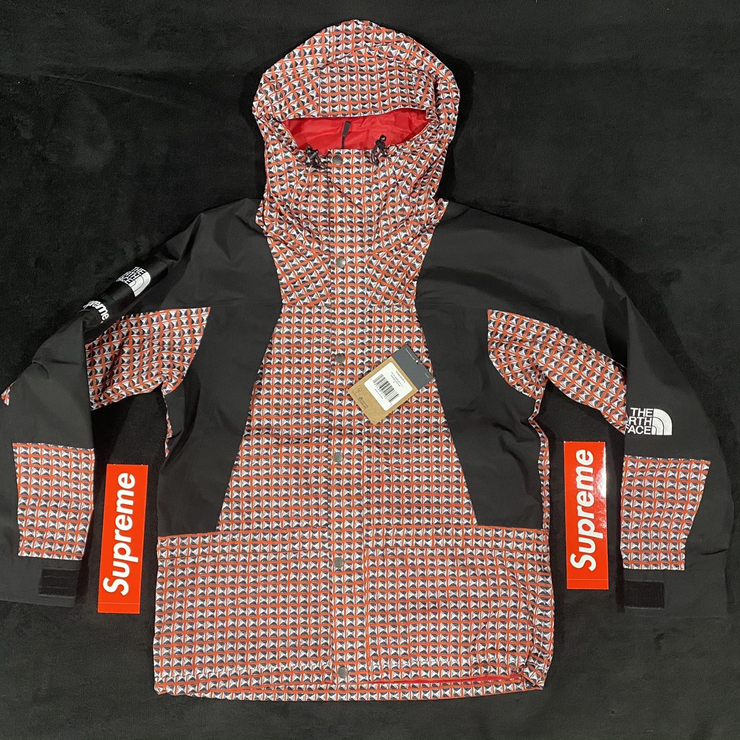 Supreme North Face 2021 Jacket and Pants Size Small